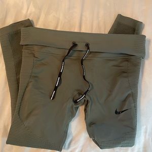 Nike dri-fit womens running leggings olive green